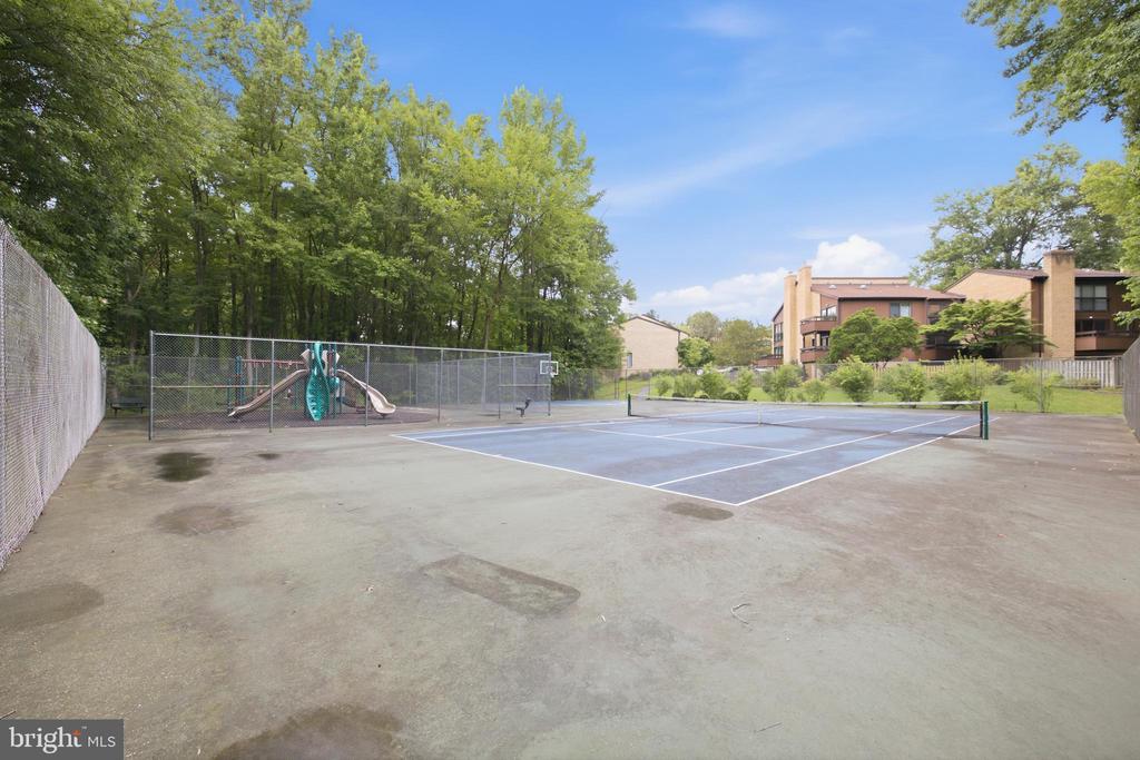 3131 GUYSBOROUGH DRIVE