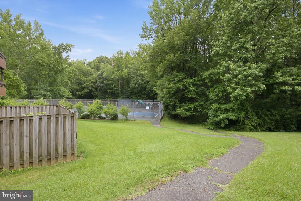3131 GUYSBOROUGH DRIVE