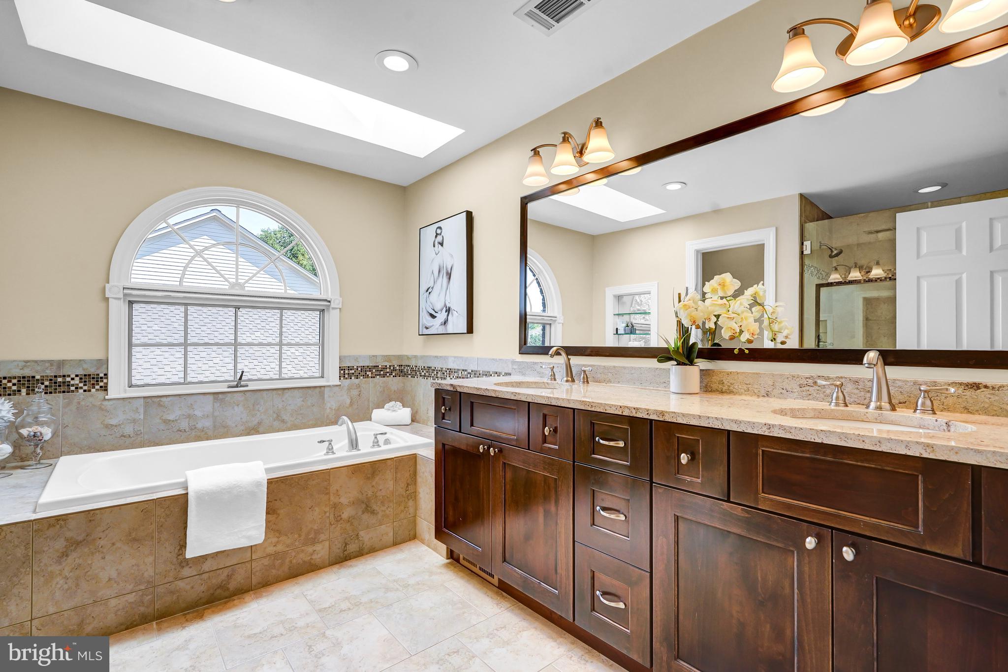2515 HALTERBREAK COURT