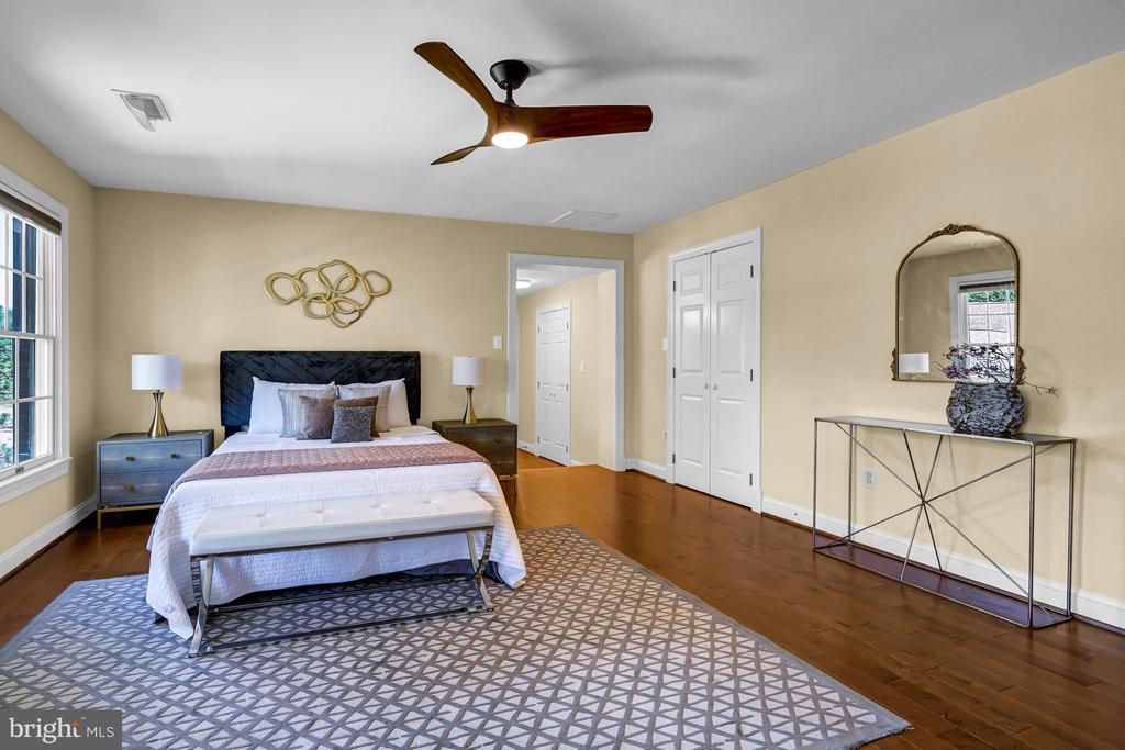 2515 HALTERBREAK COURT