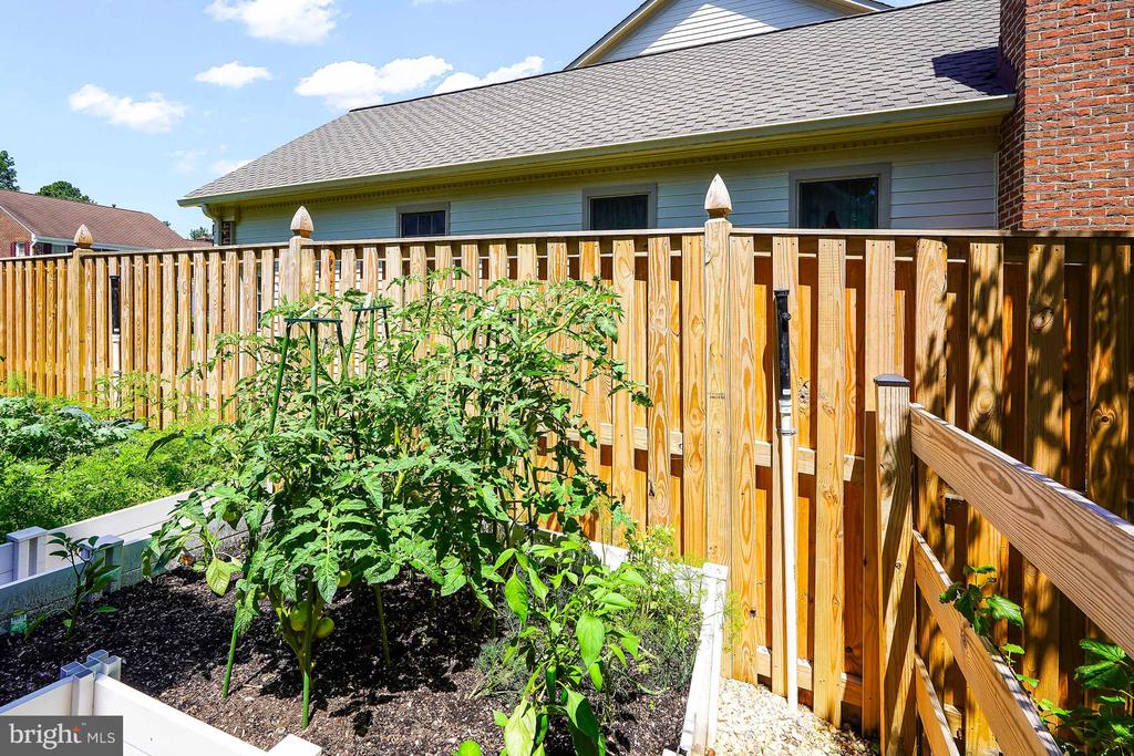 2515 HALTERBREAK COURT