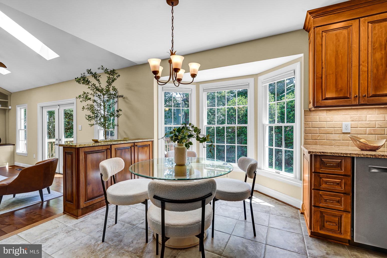 2515 HALTERBREAK COURT