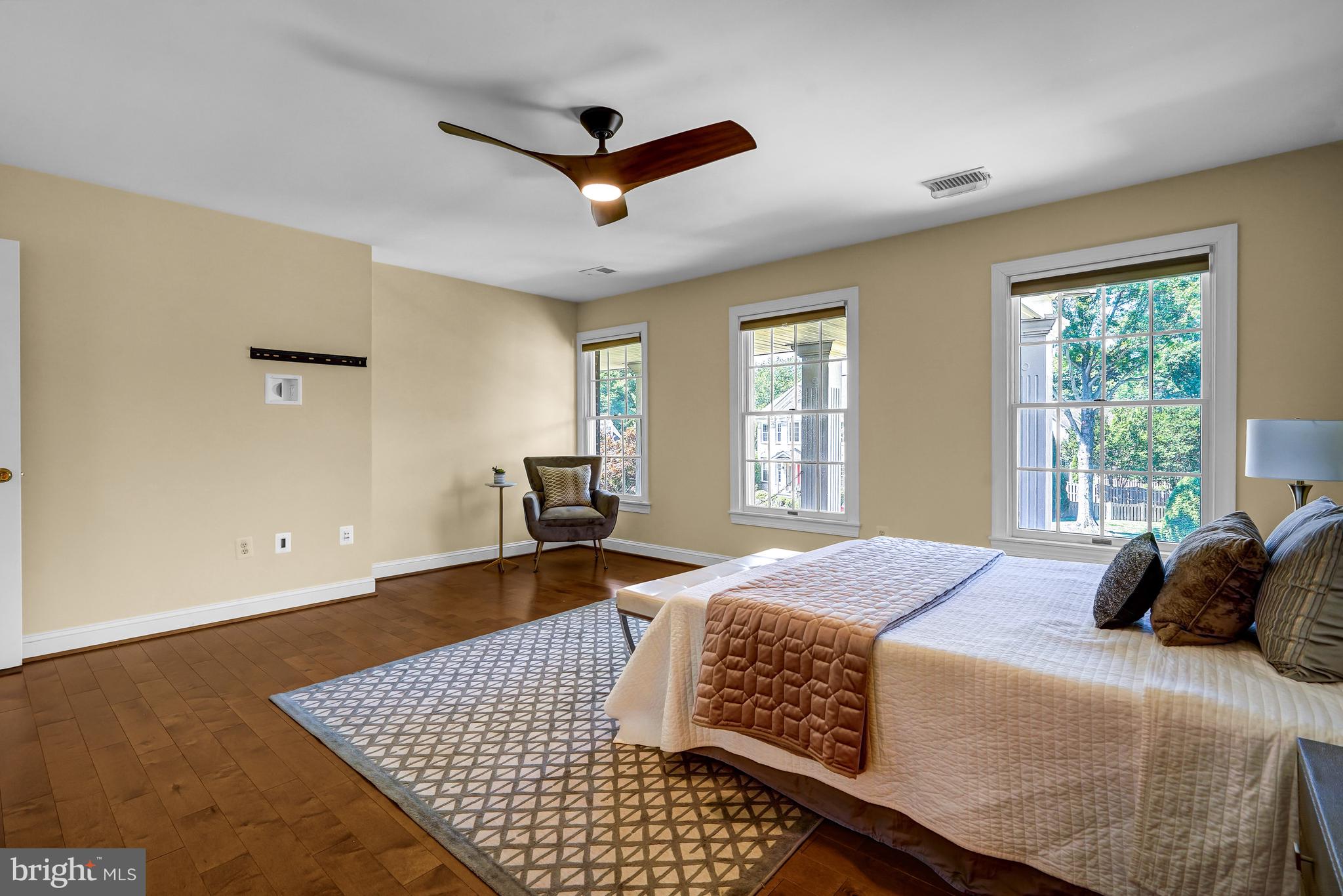 2515 HALTERBREAK COURT