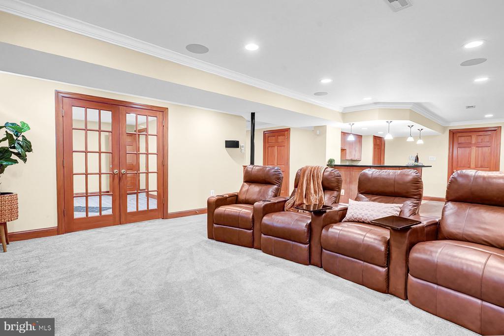 2515 HALTERBREAK COURT