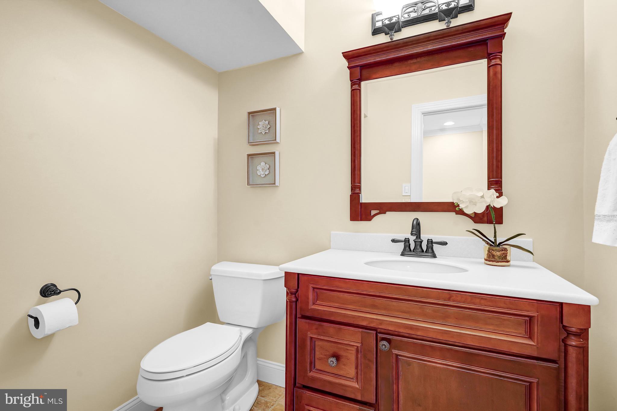 2515 HALTERBREAK COURT