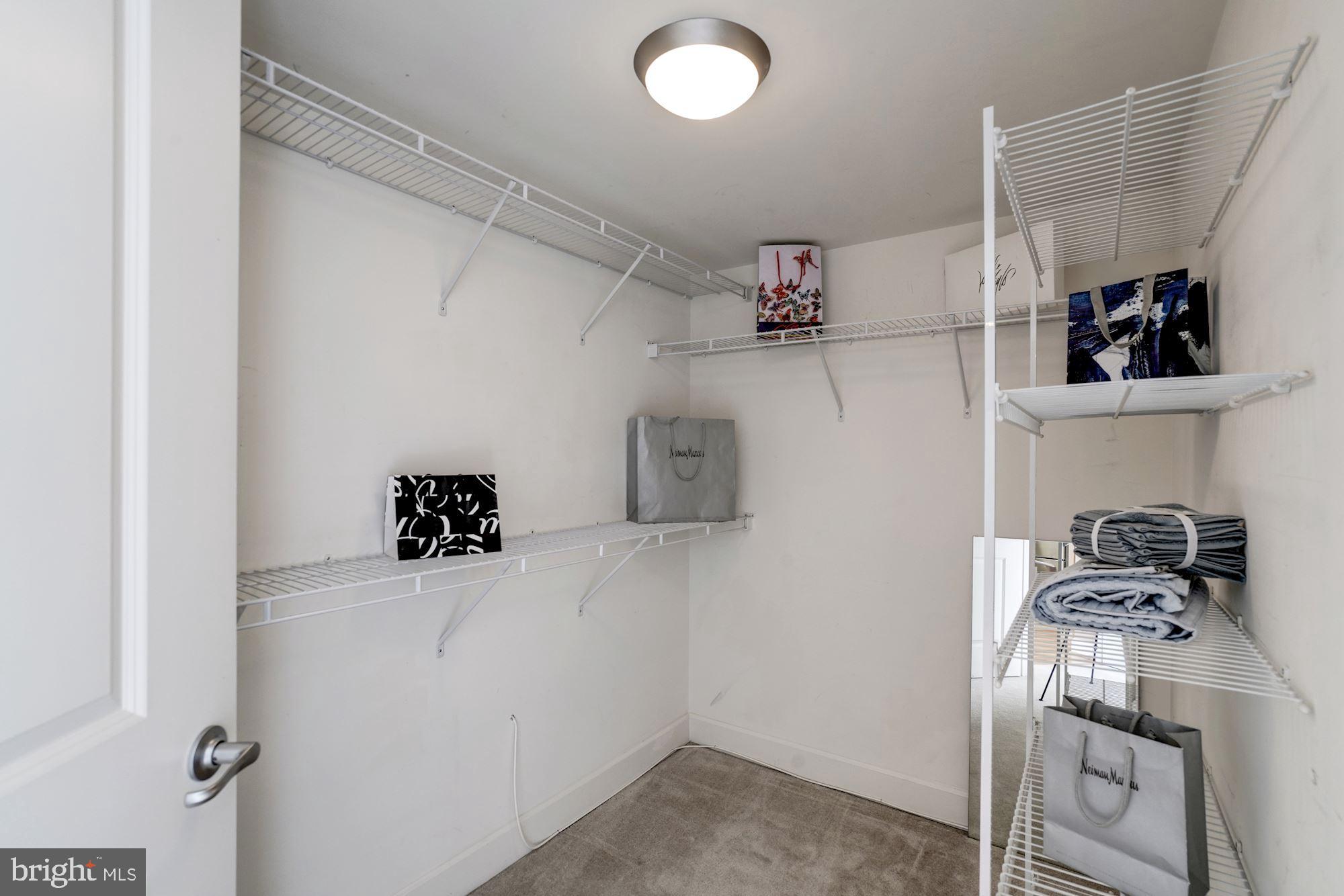 11800 SUNSET HILLS ROAD 422