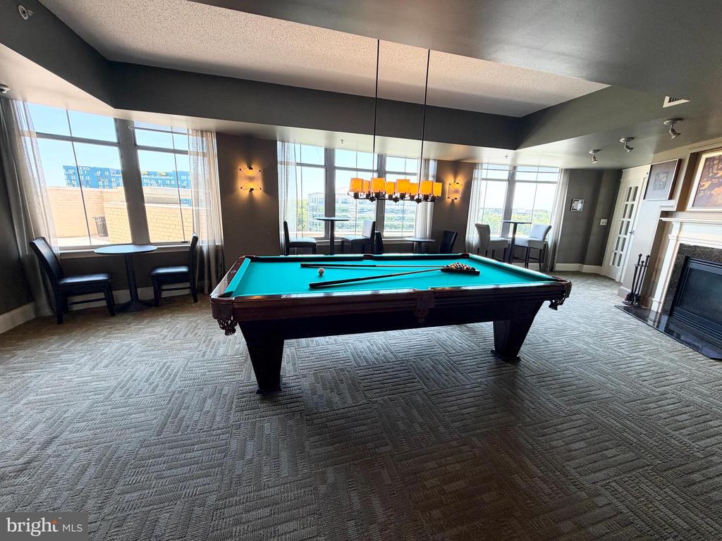 11800 SUNSET HILLS ROAD 422