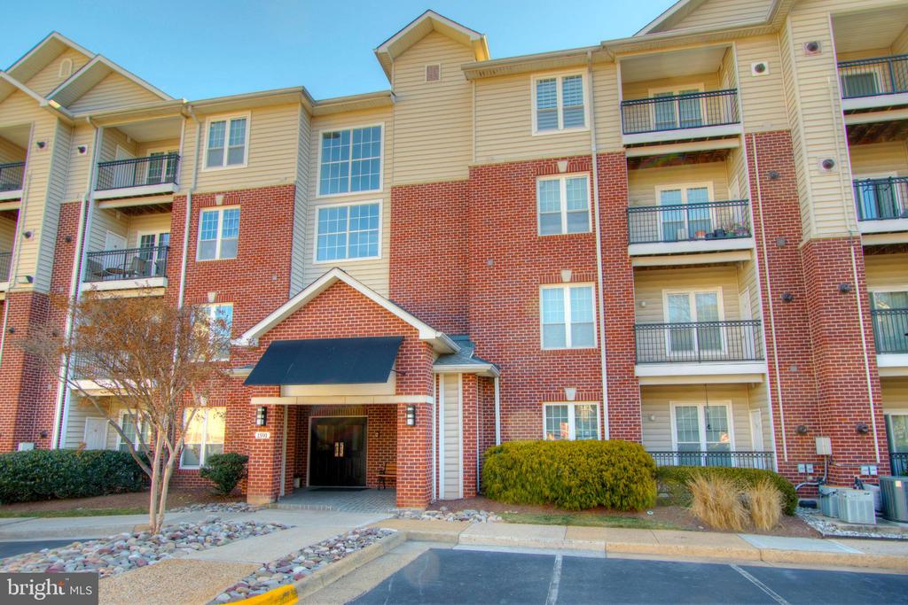 1591 SPRING GATE DRIVE 3406