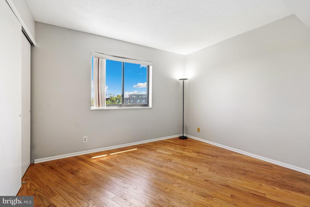 5904 MOUNT EAGLE DRIVE Unit: 614