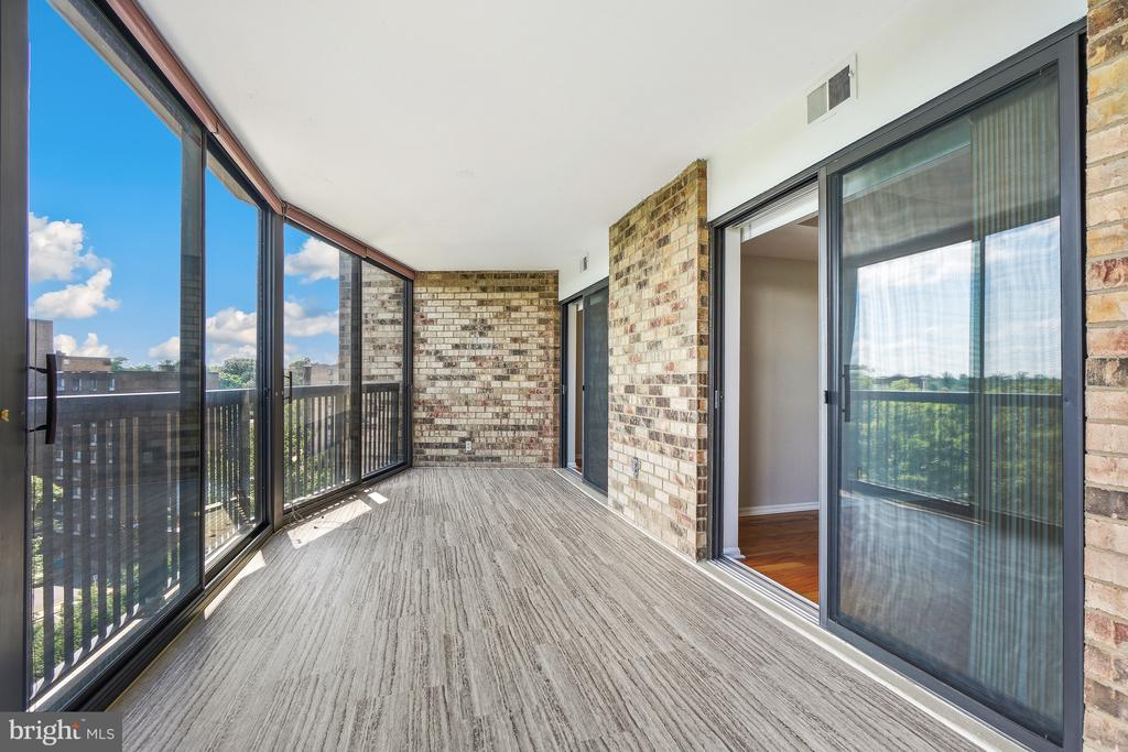 5904 MOUNT EAGLE DRIVE Unit: 614