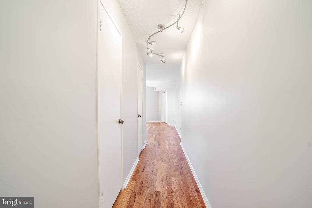 5904 MOUNT EAGLE DRIVE Unit: 614