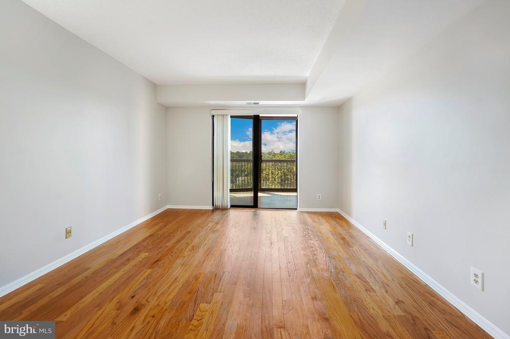 5904 MOUNT EAGLE DRIVE Unit: 614