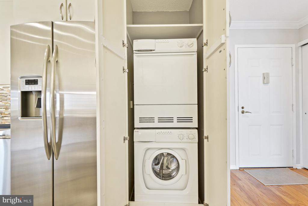 5904 MOUNT EAGLE DRIVE Unit: 614