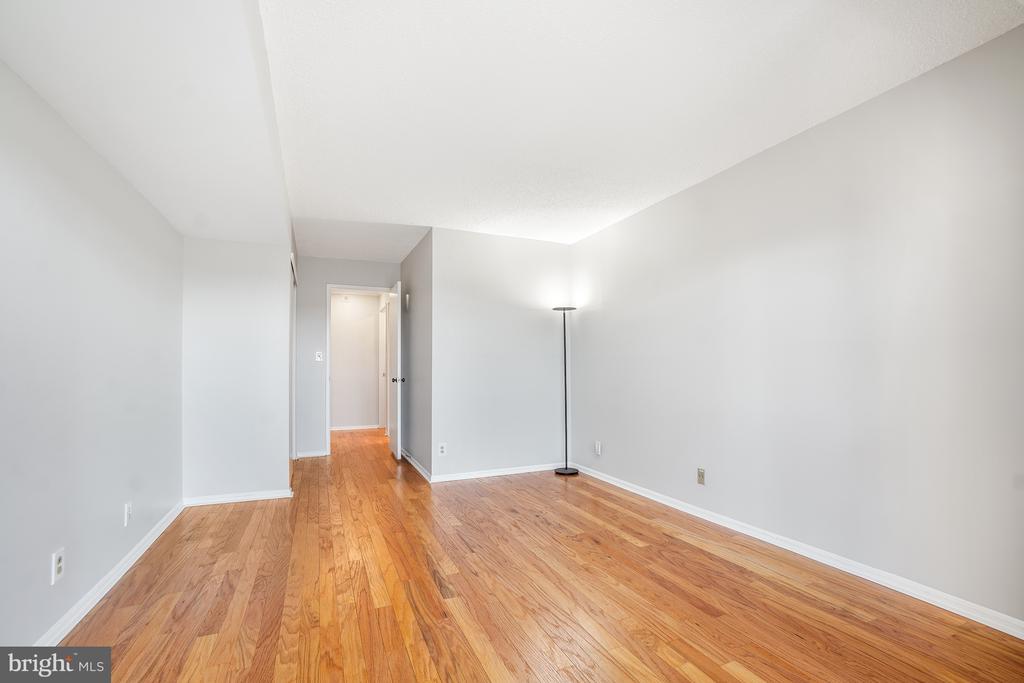 5904 MOUNT EAGLE DRIVE Unit: 614