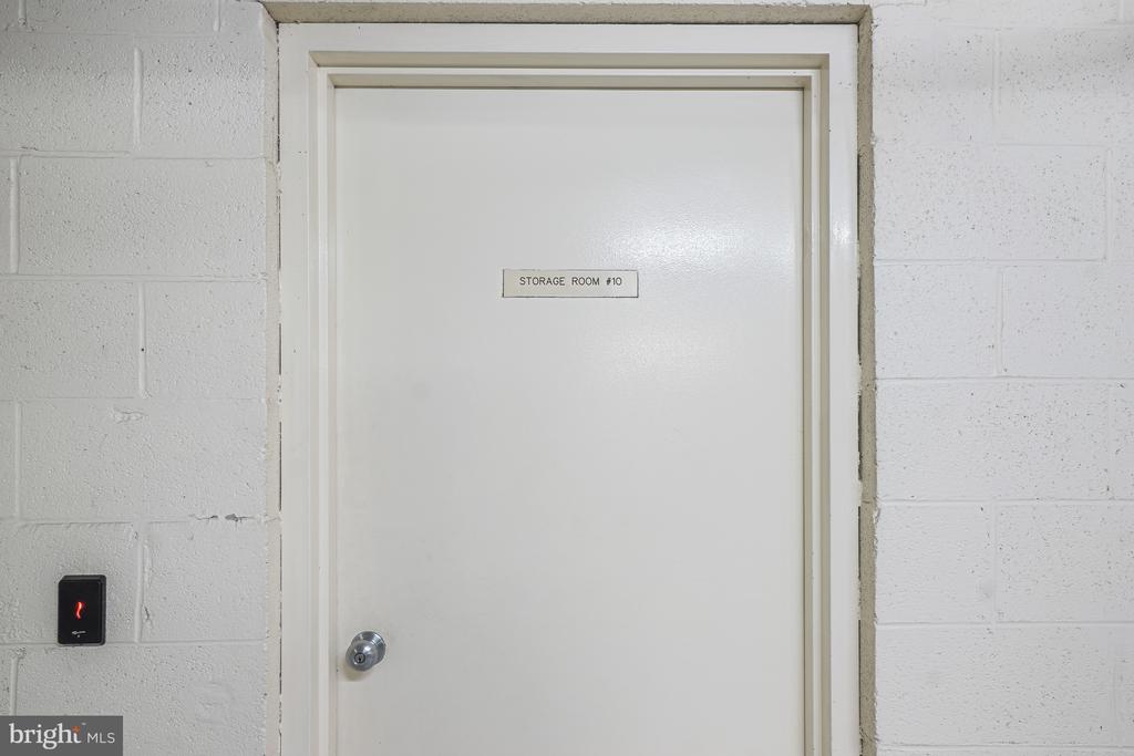 5904 MOUNT EAGLE DRIVE Unit: 614
