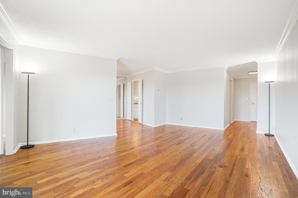 5904 MOUNT EAGLE DRIVE Unit: 614