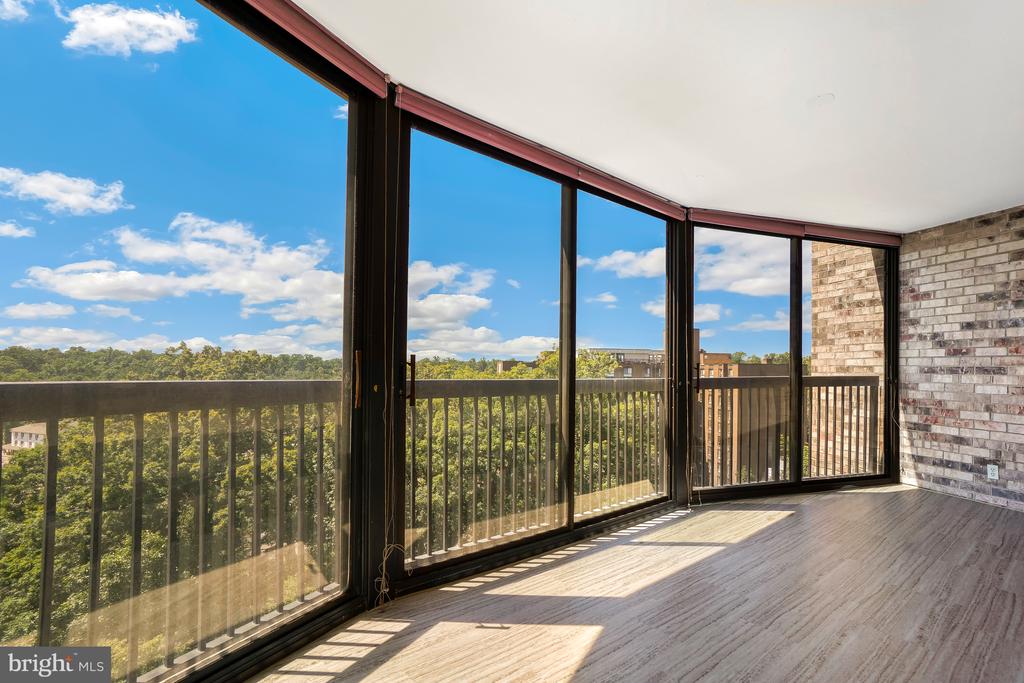 5904 MOUNT EAGLE DRIVE Unit: 614
