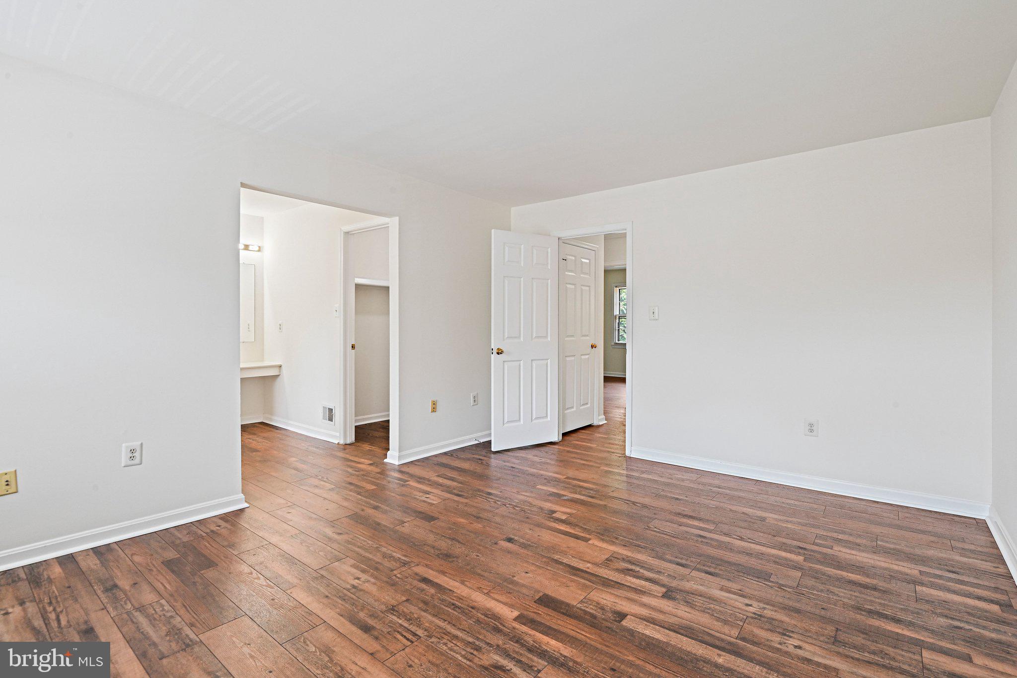 2885 KELLY SQUARE