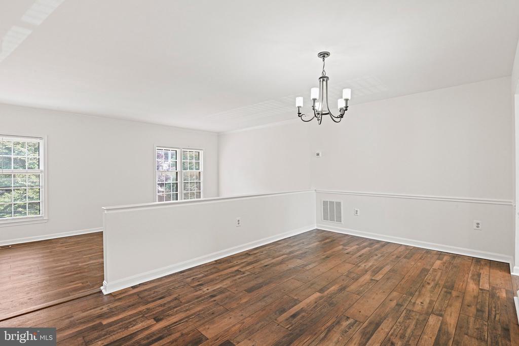 2885 KELLY SQUARE