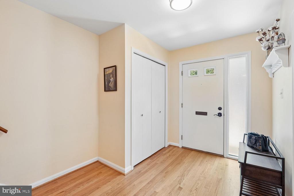 3322 SPRING LANE