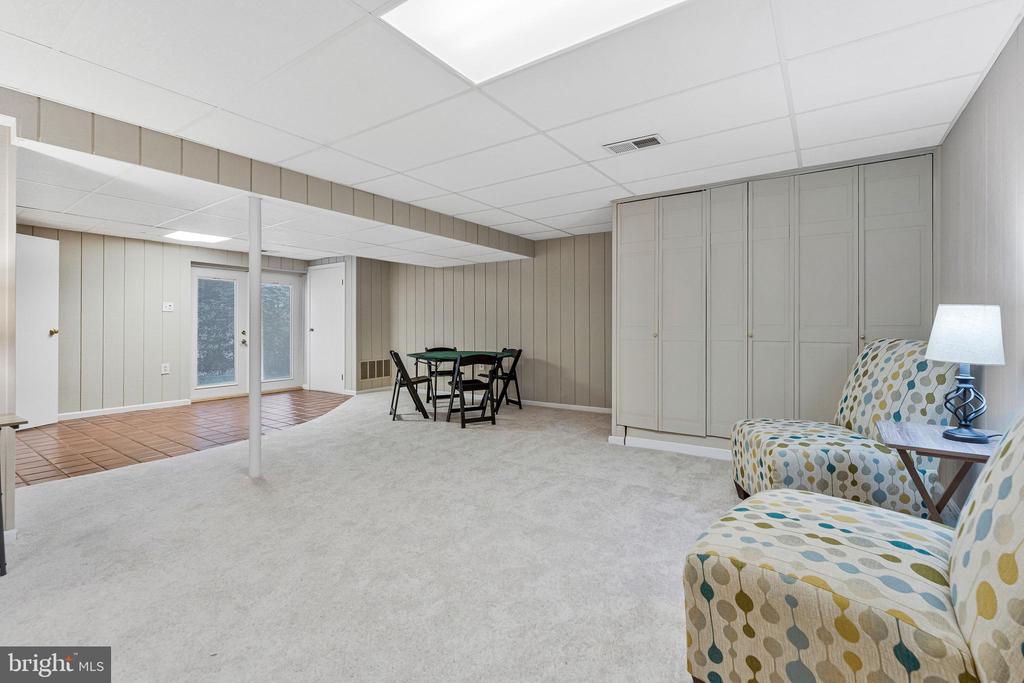 9759 HATMARK COURT