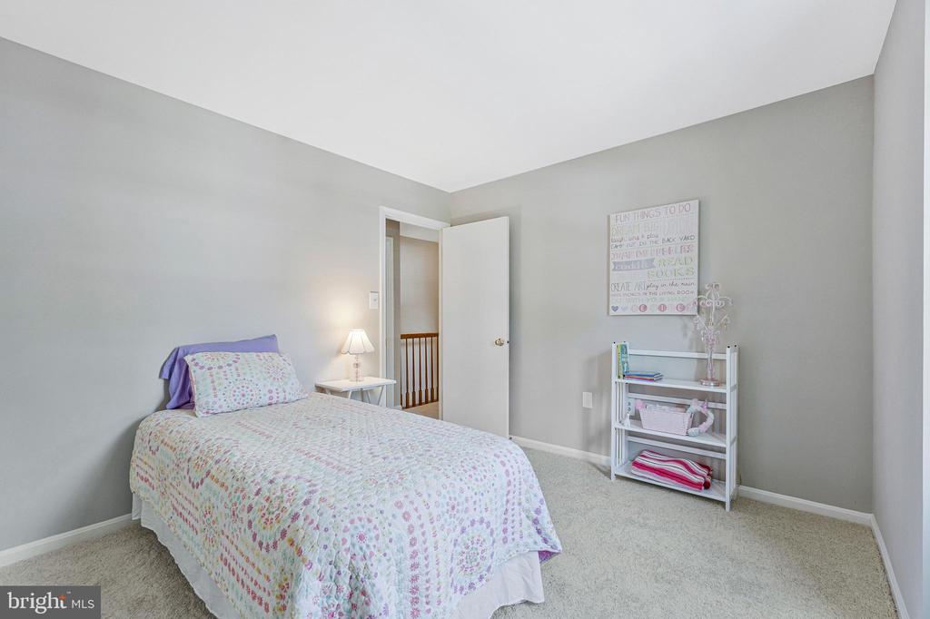 9759 HATMARK COURT