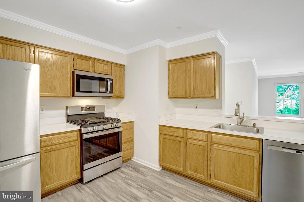 6107 WIGMORE LANE G