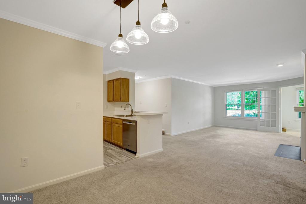 6107 WIGMORE LANE G