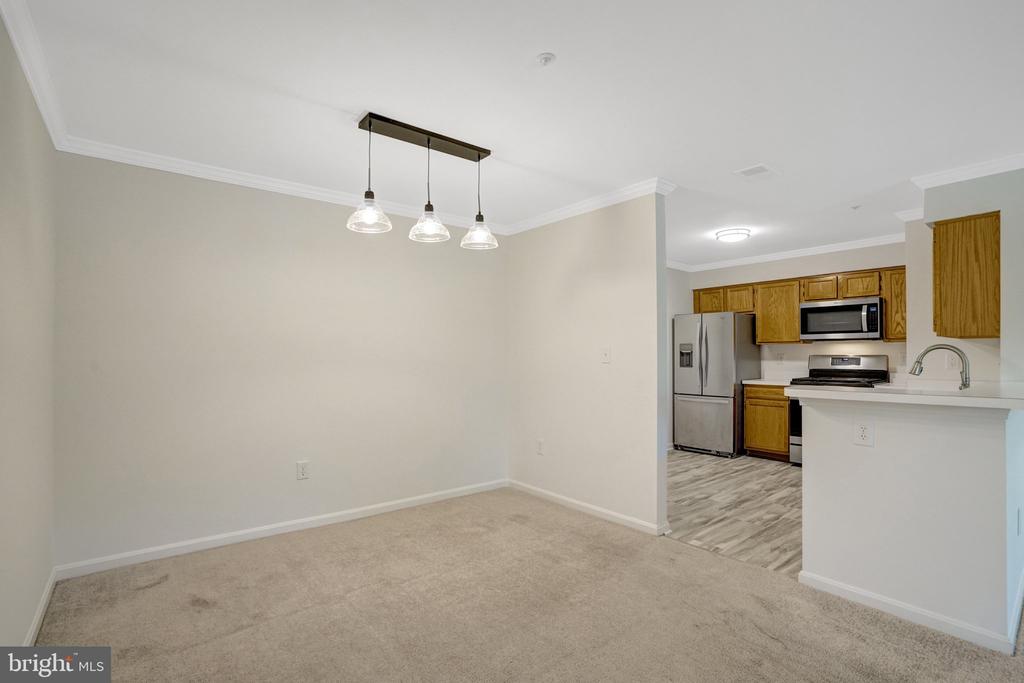 6107 WIGMORE LANE G