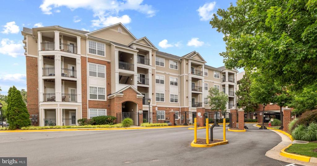 12949 CENTRE PARK CIRCLE 404