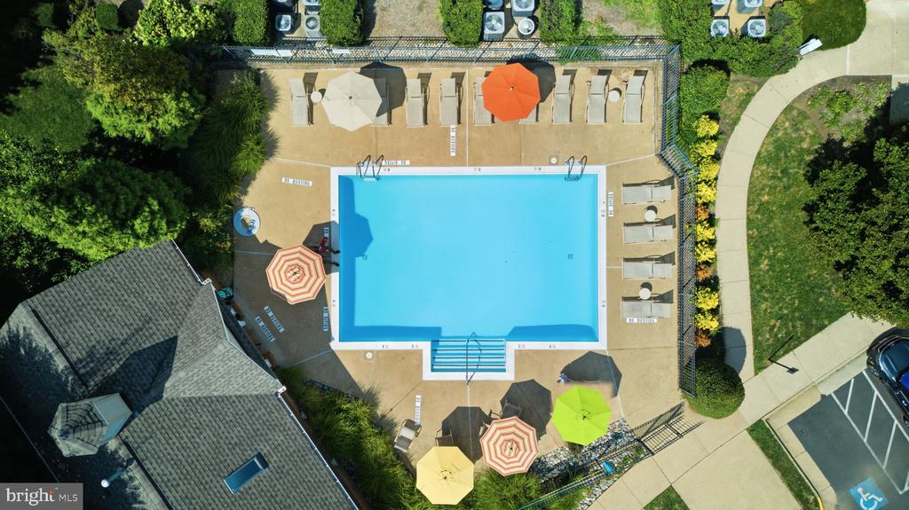 7000 FALLS REACH DRIVE Unit: 407