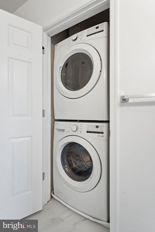 7000 FALLS REACH DRIVE Unit: 407