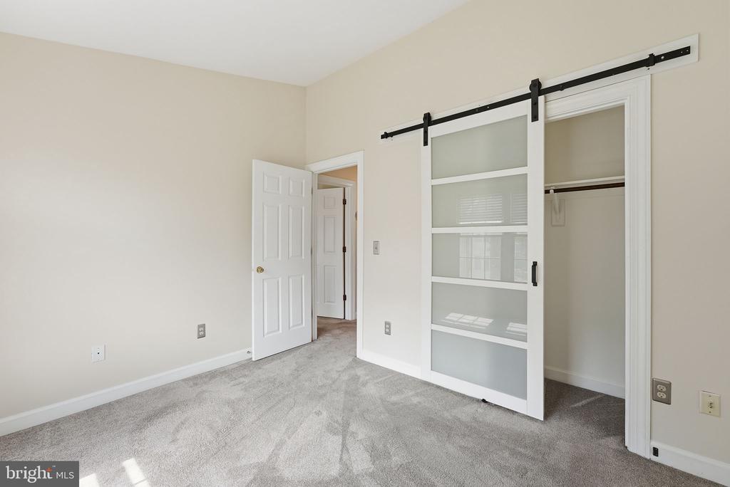 2124 BOBBYBER DRIVE