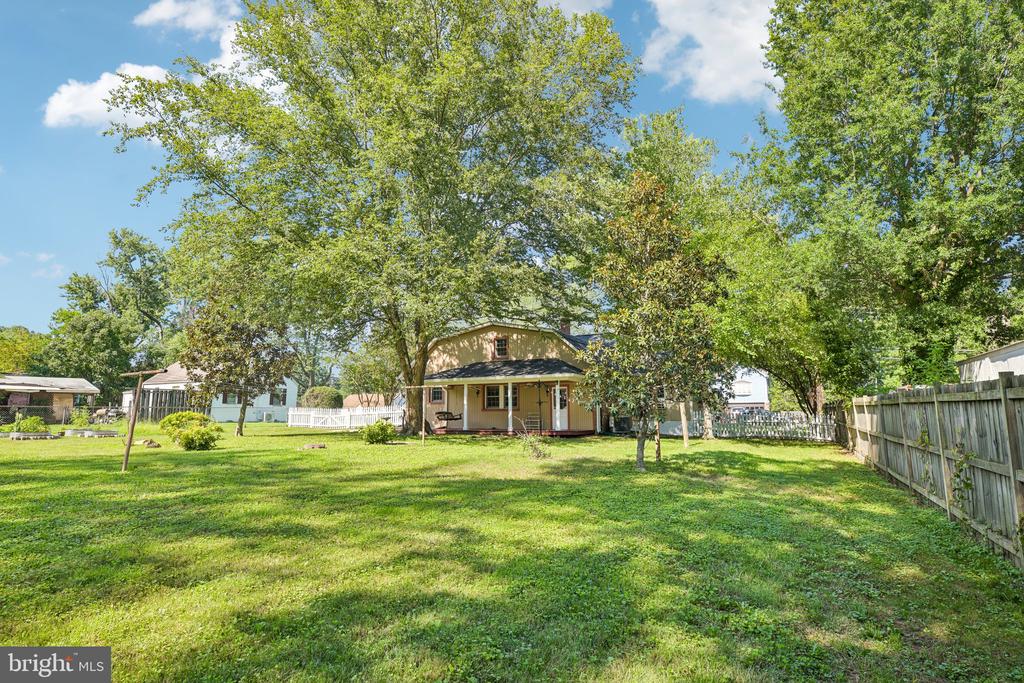 8420 LEAF ROAD