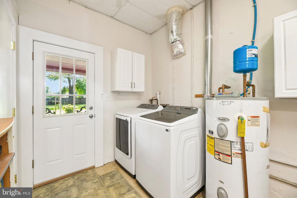 8420 LEAF ROAD