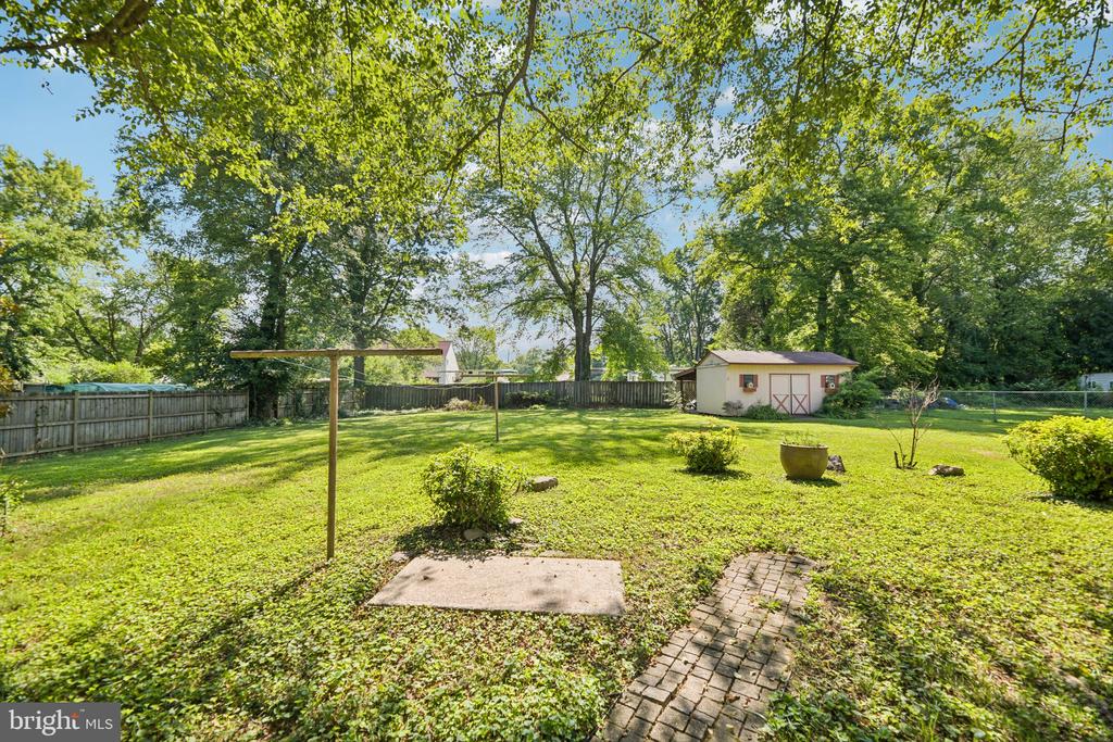 8420 LEAF ROAD