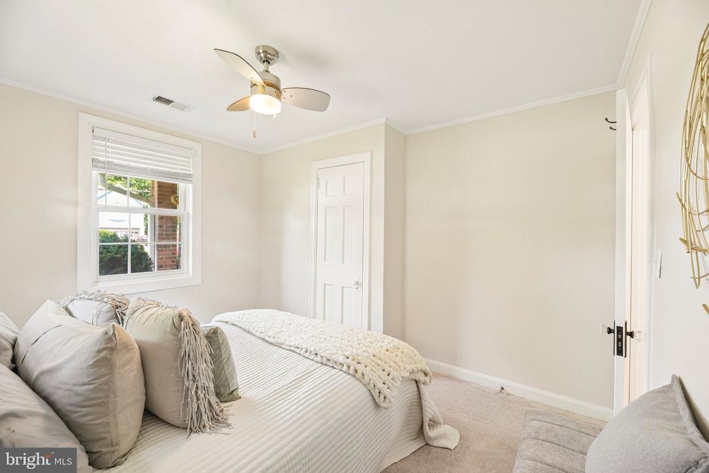 8420 LEAF ROAD