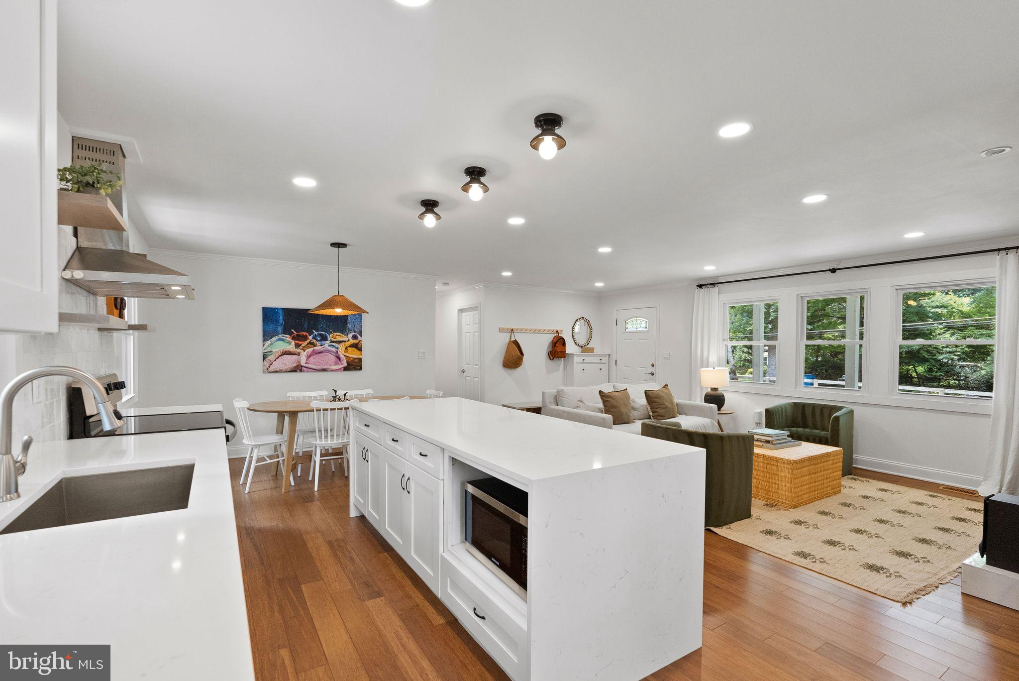 9221 WEANT DRIVE