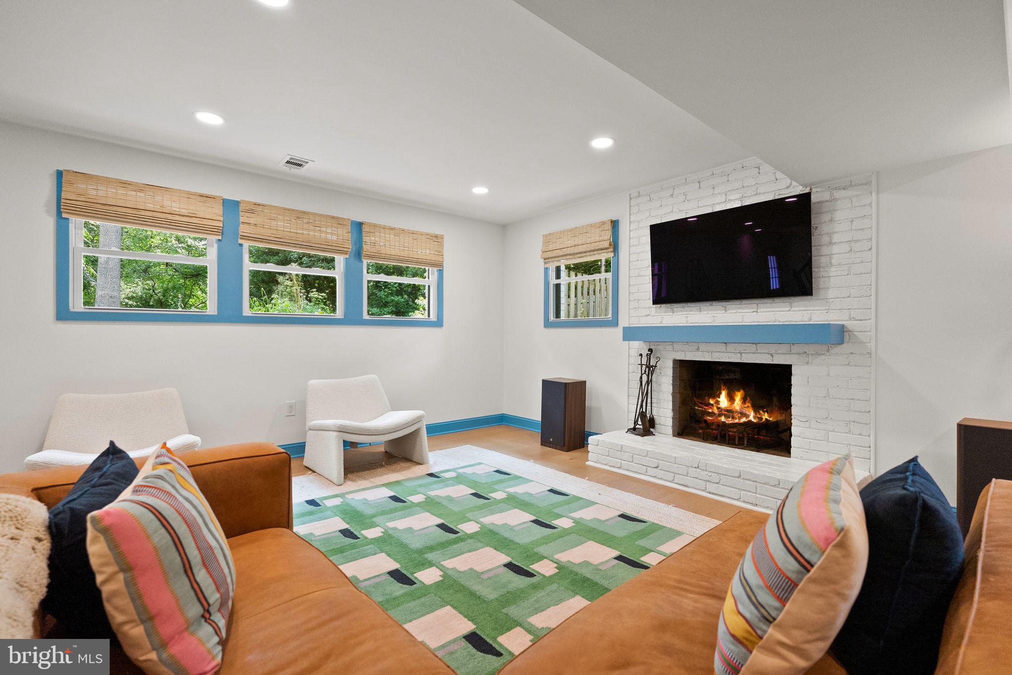 9221 WEANT DRIVE