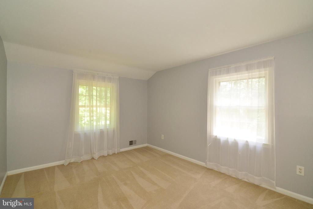 1317 FORESTWOOD DRIVE