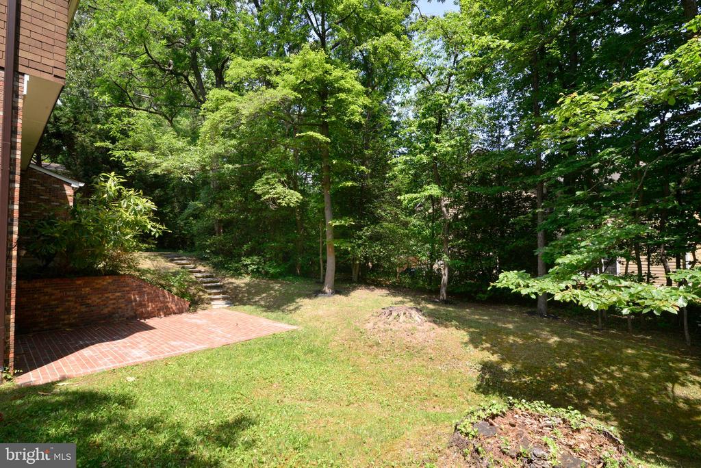 1317 FORESTWOOD DRIVE