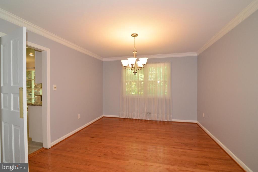 1317 FORESTWOOD DRIVE