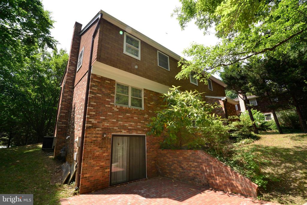 1317 FORESTWOOD DRIVE