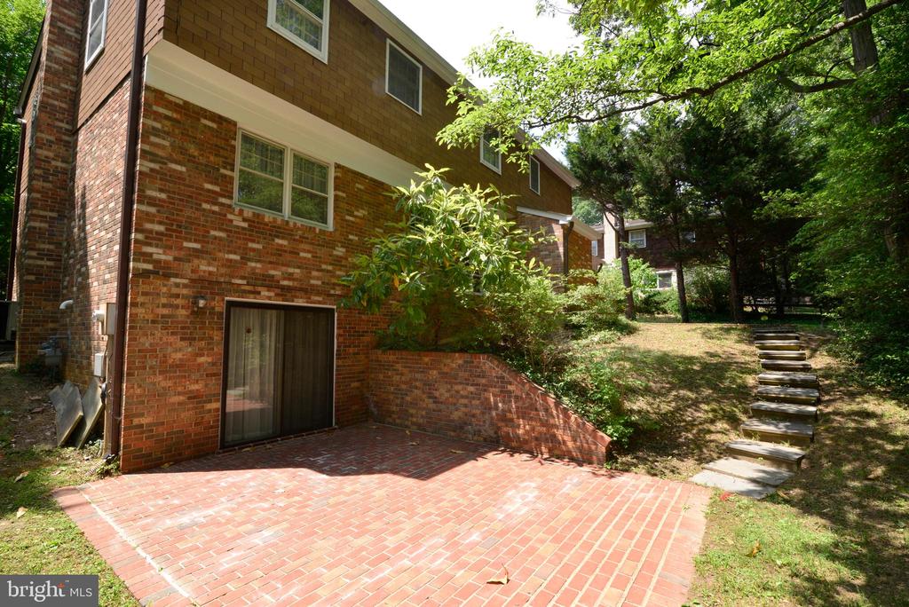 1317 FORESTWOOD DRIVE