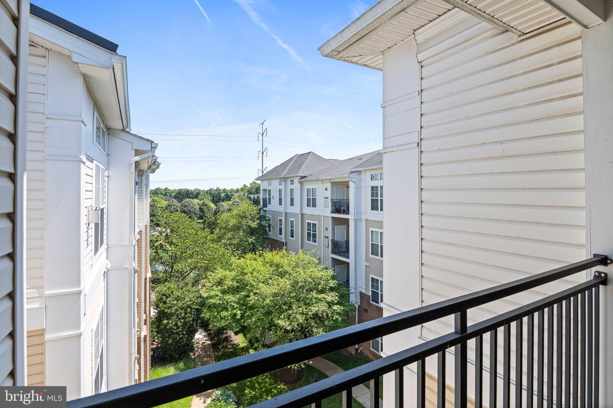 3830 LIGHTFOOT STREET 425