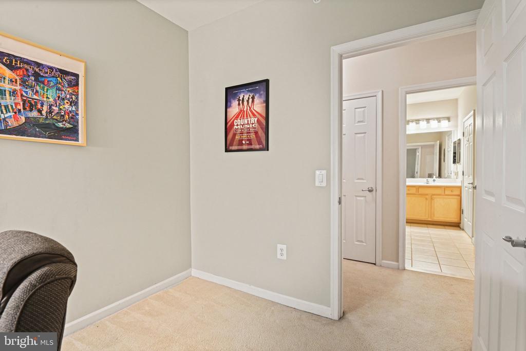 3830 LIGHTFOOT STREET 425