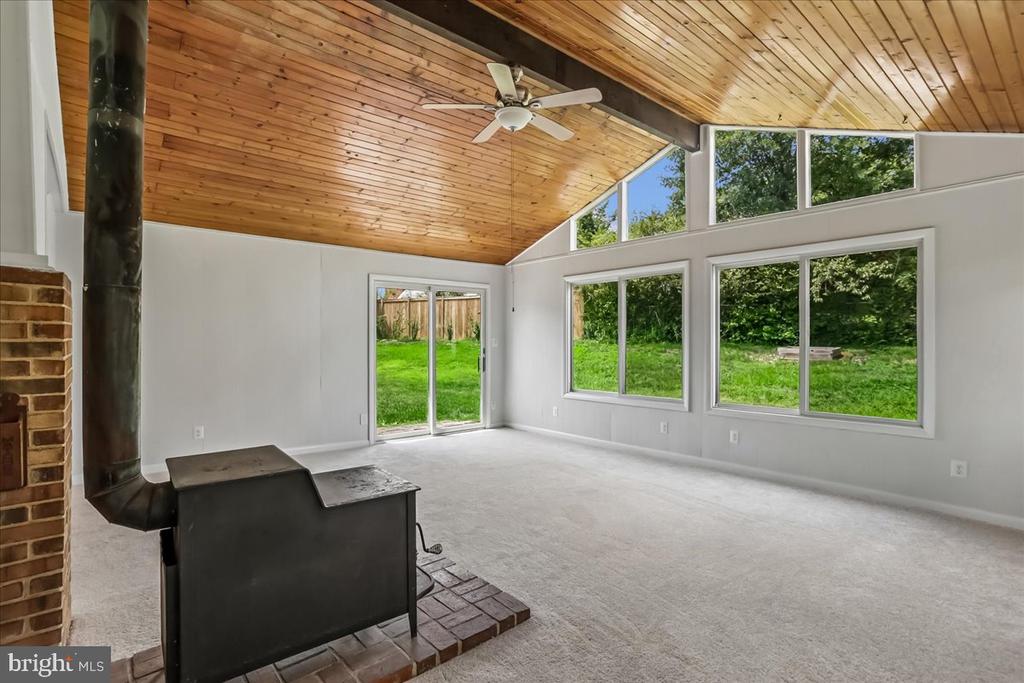 5002 EASTCHESTER CIRCLE