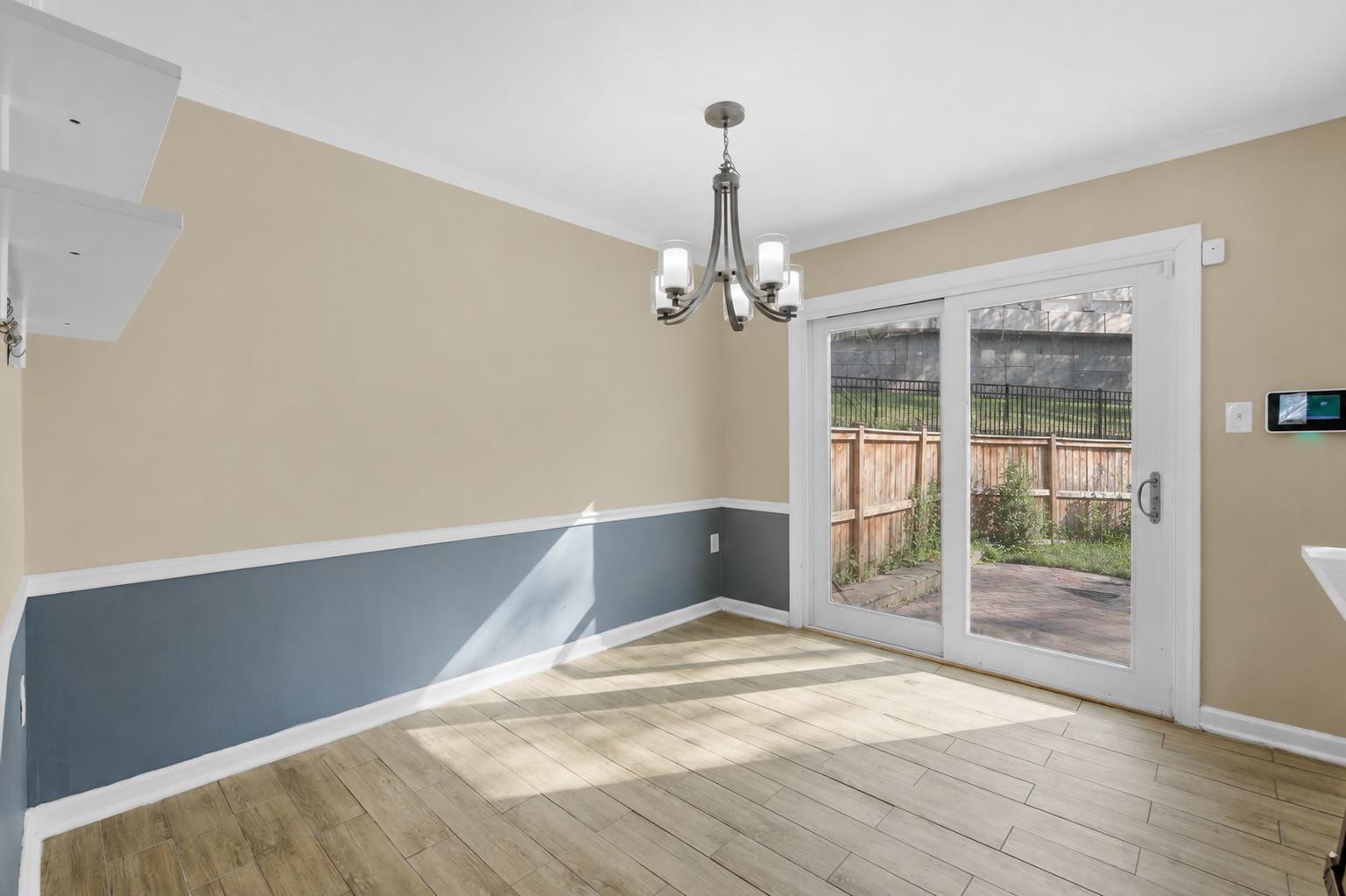 14187 ROYAL OAK LANE