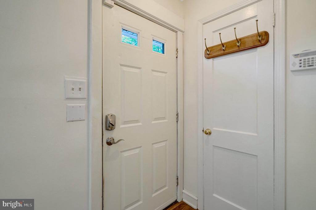 8015 NEW MARKET ROAD