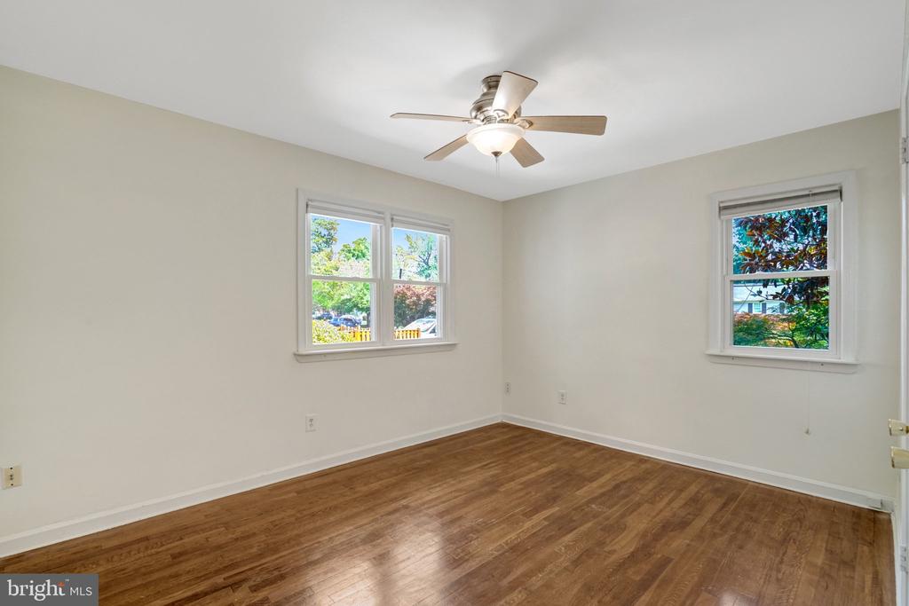 8015 NEW MARKET ROAD